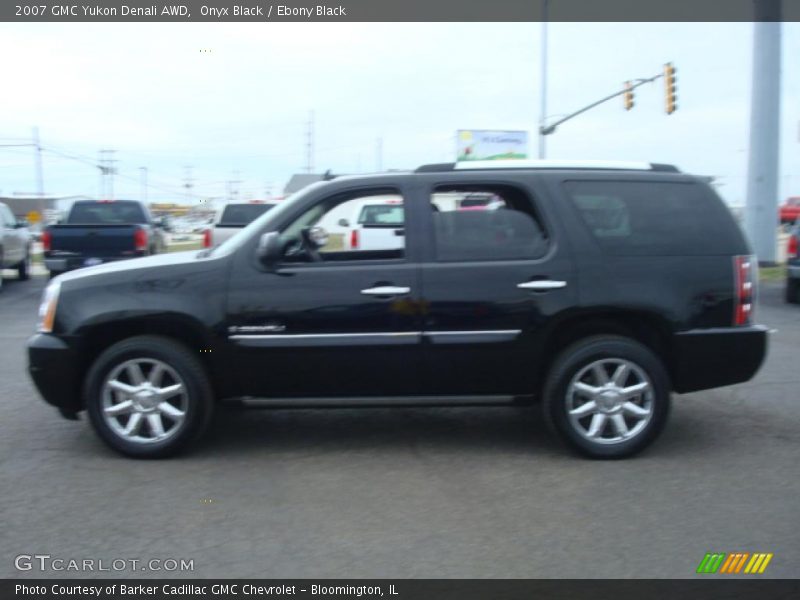 Onyx Black / Ebony Black 2007 GMC Yukon Denali AWD