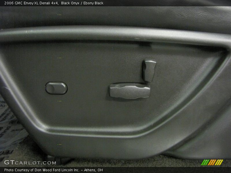 Black Onyx / Ebony Black 2006 GMC Envoy XL Denali 4x4