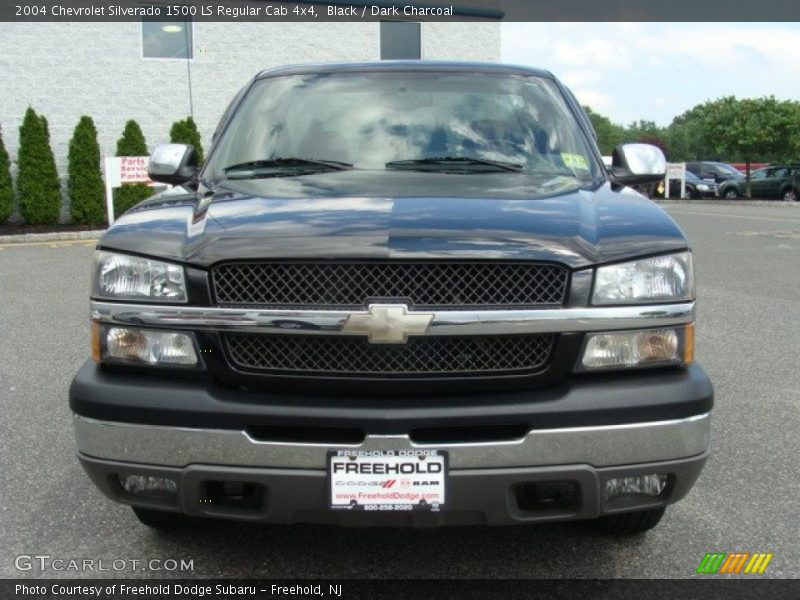 Black / Dark Charcoal 2004 Chevrolet Silverado 1500 LS Regular Cab 4x4