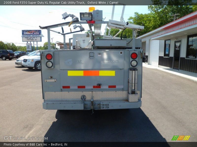 Oxford White / Camel 2008 Ford F350 Super Duty XL Regular Cab Utility Truck