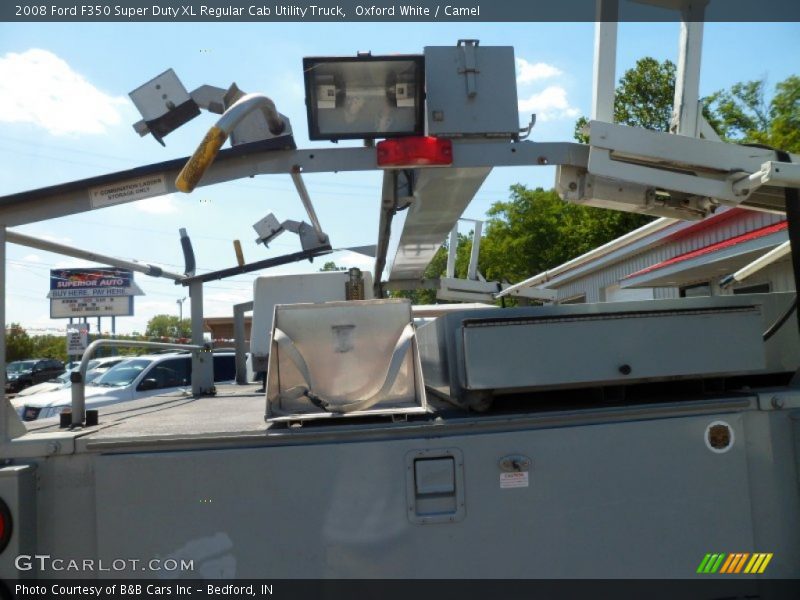 Oxford White / Camel 2008 Ford F350 Super Duty XL Regular Cab Utility Truck