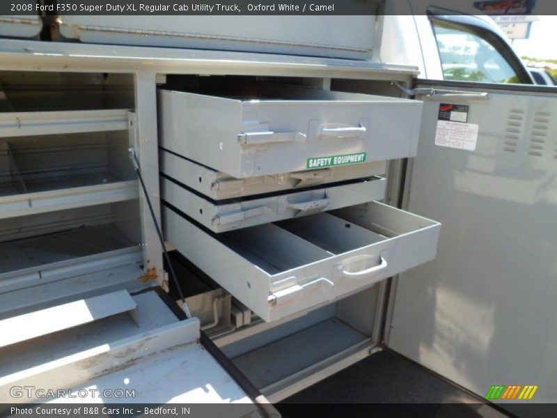 Oxford White / Camel 2008 Ford F350 Super Duty XL Regular Cab Utility Truck