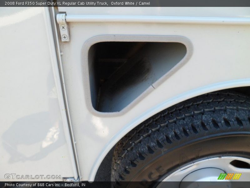 Oxford White / Camel 2008 Ford F350 Super Duty XL Regular Cab Utility Truck
