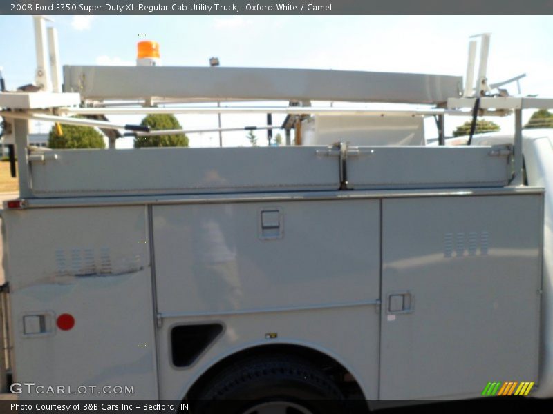 Oxford White / Camel 2008 Ford F350 Super Duty XL Regular Cab Utility Truck