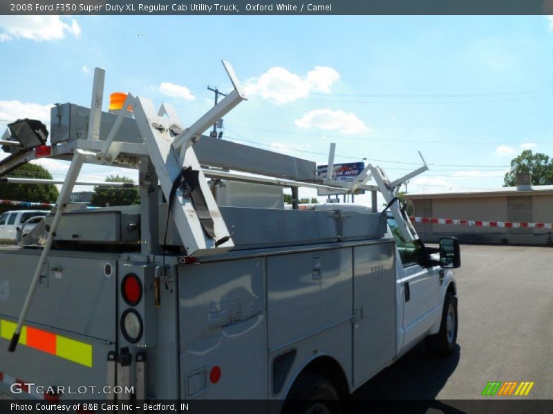 Oxford White / Camel 2008 Ford F350 Super Duty XL Regular Cab Utility Truck