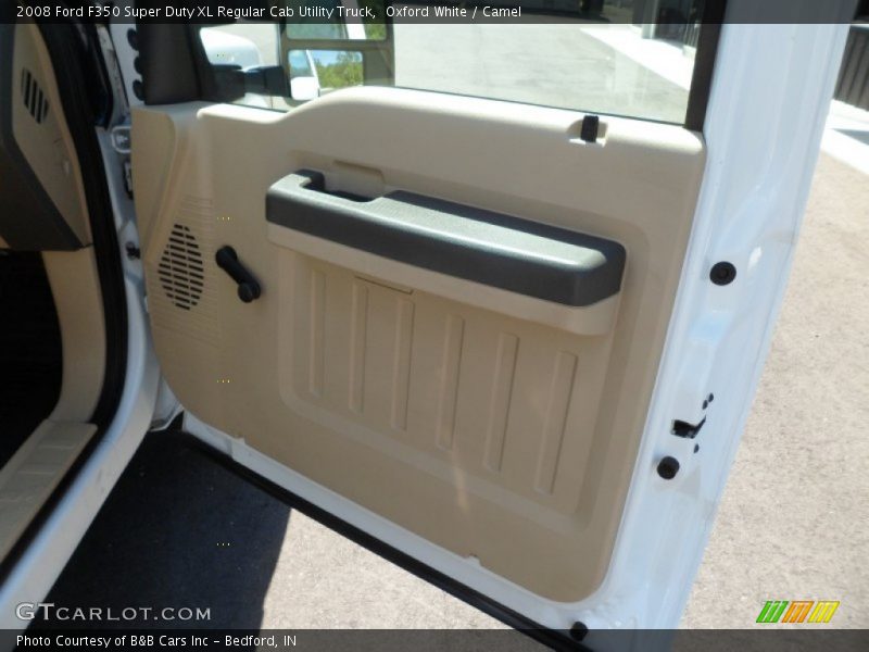 Oxford White / Camel 2008 Ford F350 Super Duty XL Regular Cab Utility Truck