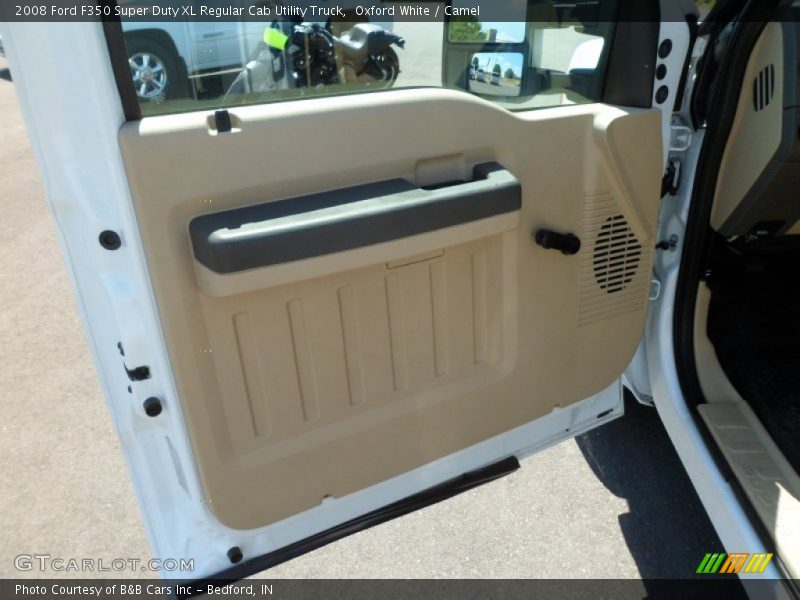 Oxford White / Camel 2008 Ford F350 Super Duty XL Regular Cab Utility Truck