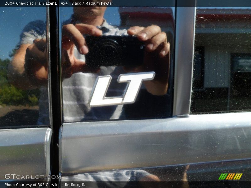 Black / Medium Pewter 2004 Chevrolet TrailBlazer LT 4x4