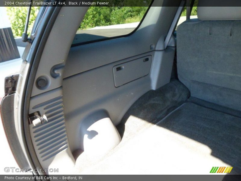 Black / Medium Pewter 2004 Chevrolet TrailBlazer LT 4x4