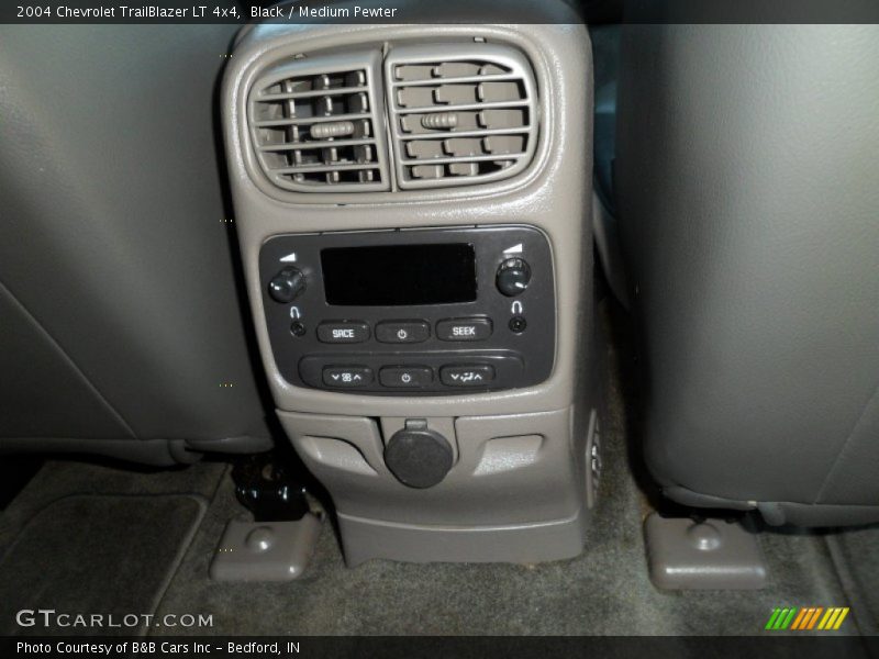 Black / Medium Pewter 2004 Chevrolet TrailBlazer LT 4x4
