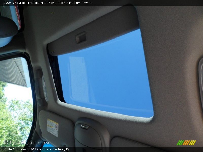 Black / Medium Pewter 2004 Chevrolet TrailBlazer LT 4x4
