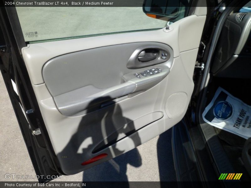 Black / Medium Pewter 2004 Chevrolet TrailBlazer LT 4x4