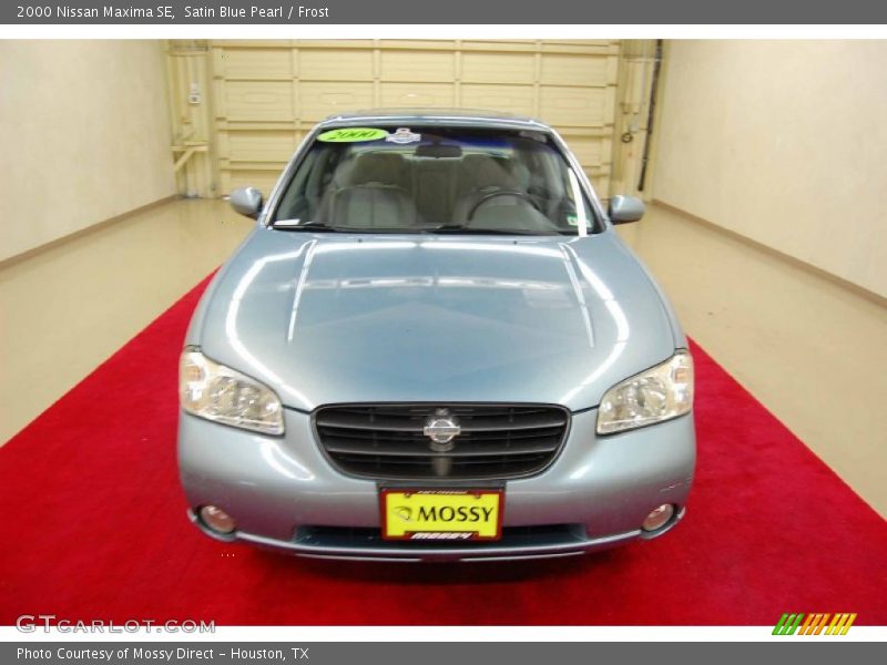 Satin Blue Pearl / Frost 2000 Nissan Maxima SE