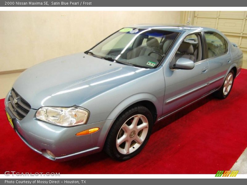 Satin Blue Pearl / Frost 2000 Nissan Maxima SE