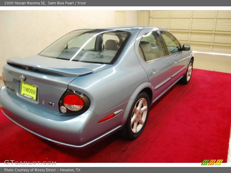Satin Blue Pearl / Frost 2000 Nissan Maxima SE