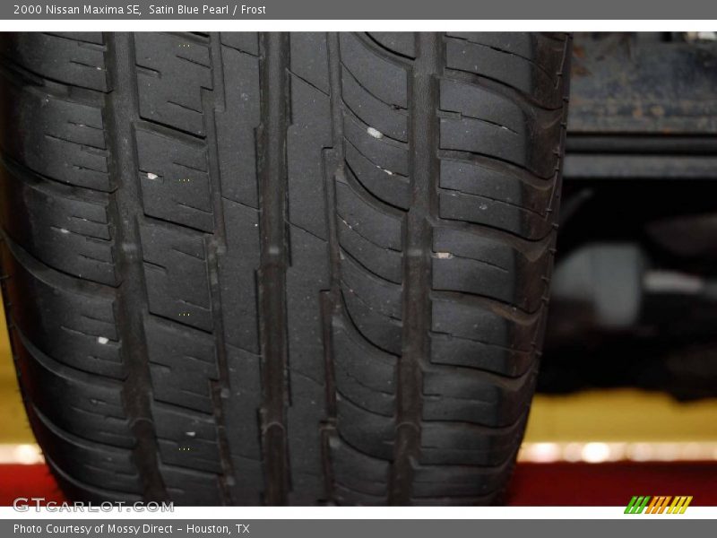 Satin Blue Pearl / Frost 2000 Nissan Maxima SE