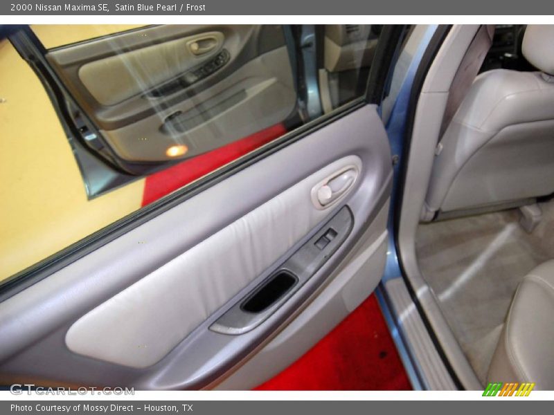 Satin Blue Pearl / Frost 2000 Nissan Maxima SE