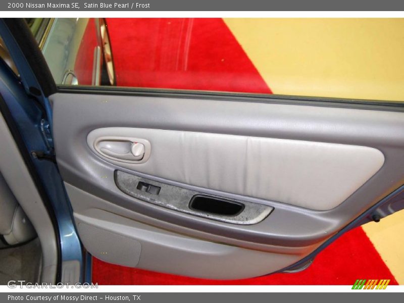 Satin Blue Pearl / Frost 2000 Nissan Maxima SE