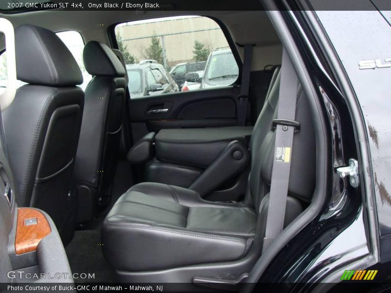 Onyx Black / Ebony Black 2007 GMC Yukon SLT 4x4