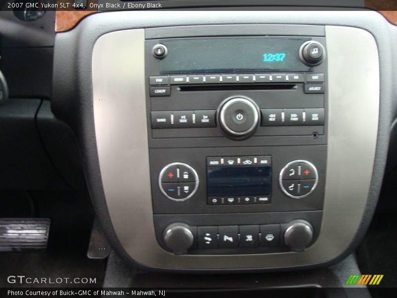 Onyx Black / Ebony Black 2007 GMC Yukon SLT 4x4