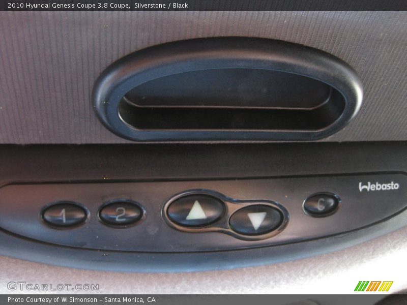 Silverstone / Black 2010 Hyundai Genesis Coupe 3.8 Coupe