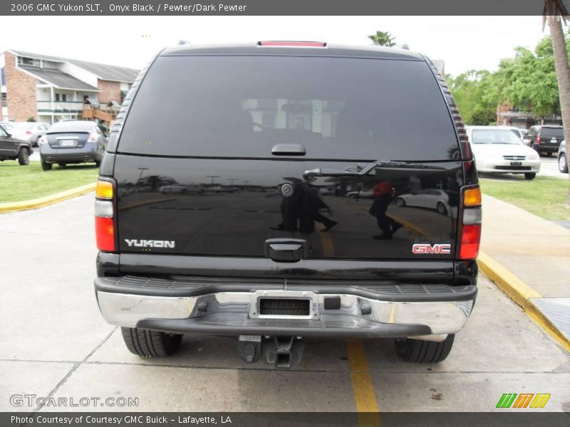 Onyx Black / Pewter/Dark Pewter 2006 GMC Yukon SLT