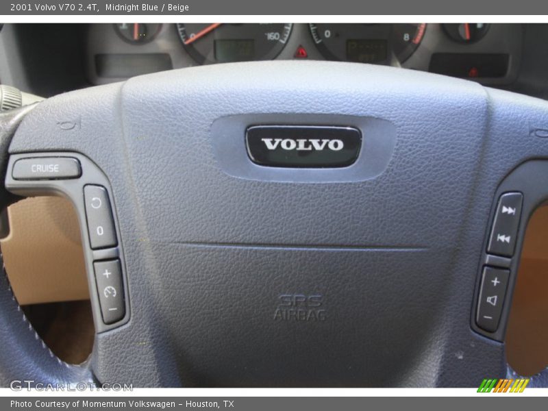 Midnight Blue / Beige 2001 Volvo V70 2.4T