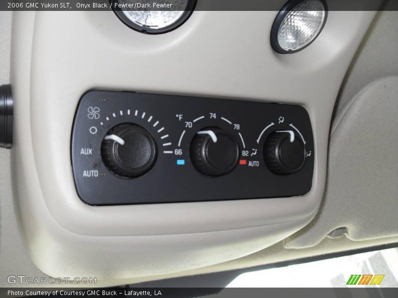 Onyx Black / Pewter/Dark Pewter 2006 GMC Yukon SLT