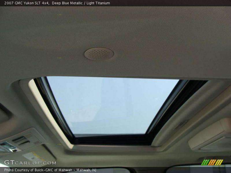Deep Blue Metallic / Light Titanium 2007 GMC Yukon SLT 4x4