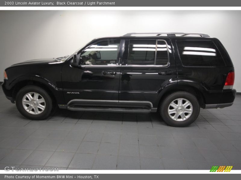 Black Clearcoat / Light Parchment 2003 Lincoln Aviator Luxury