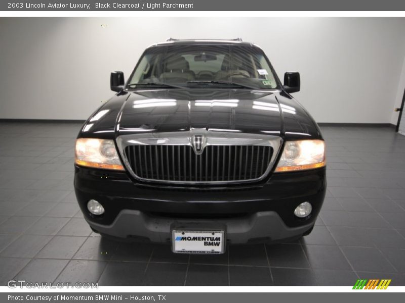 Black Clearcoat / Light Parchment 2003 Lincoln Aviator Luxury