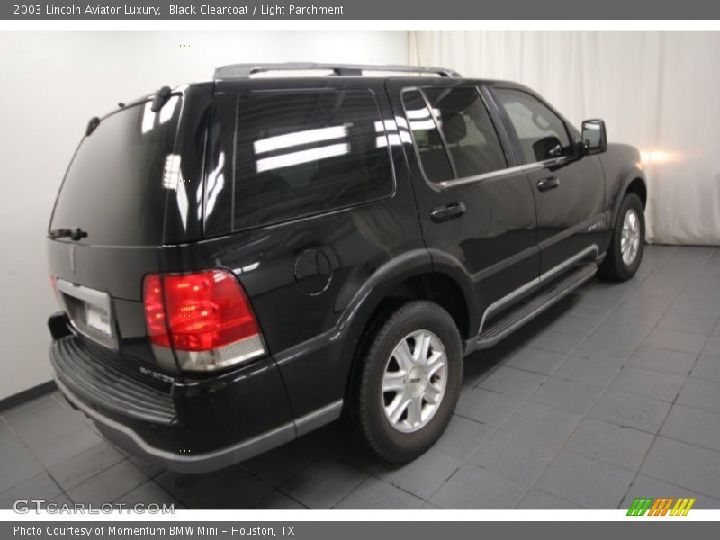 Black Clearcoat / Light Parchment 2003 Lincoln Aviator Luxury