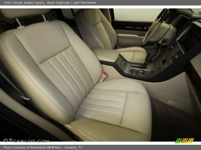 Black Clearcoat / Light Parchment 2003 Lincoln Aviator Luxury