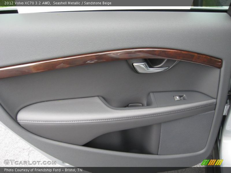 Seashell Metallic / Sandstone Beige 2012 Volvo XC70 3.2 AWD