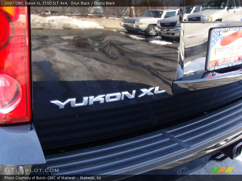 Onyx Black / Ebony Black 2007 GMC Yukon XL 1500 SLT 4x4
