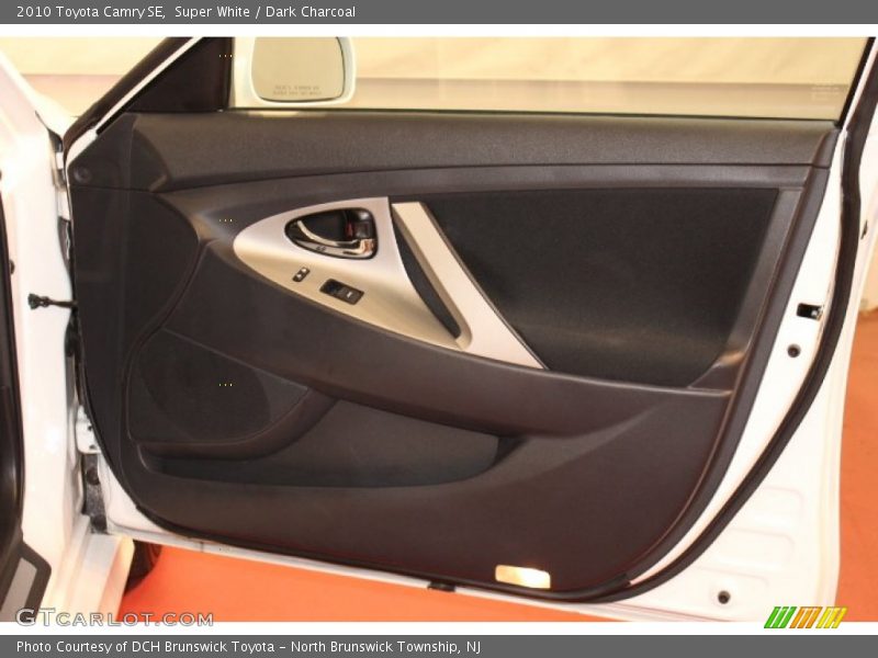 Super White / Dark Charcoal 2010 Toyota Camry SE