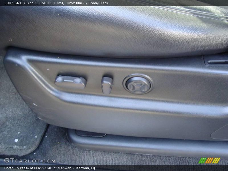 Onyx Black / Ebony Black 2007 GMC Yukon XL 1500 SLT 4x4