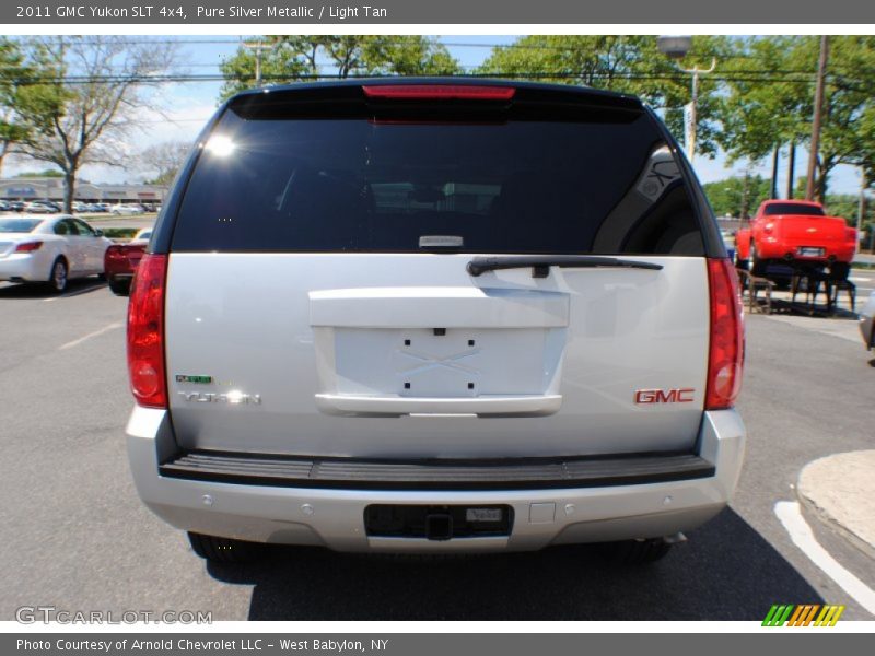 Pure Silver Metallic / Light Tan 2011 GMC Yukon SLT 4x4