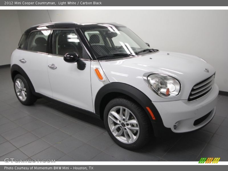 Light White / Carbon Black 2012 Mini Cooper Countryman