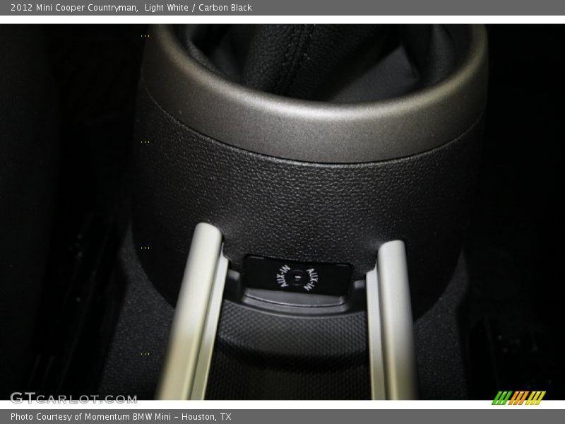 Light White / Carbon Black 2012 Mini Cooper Countryman
