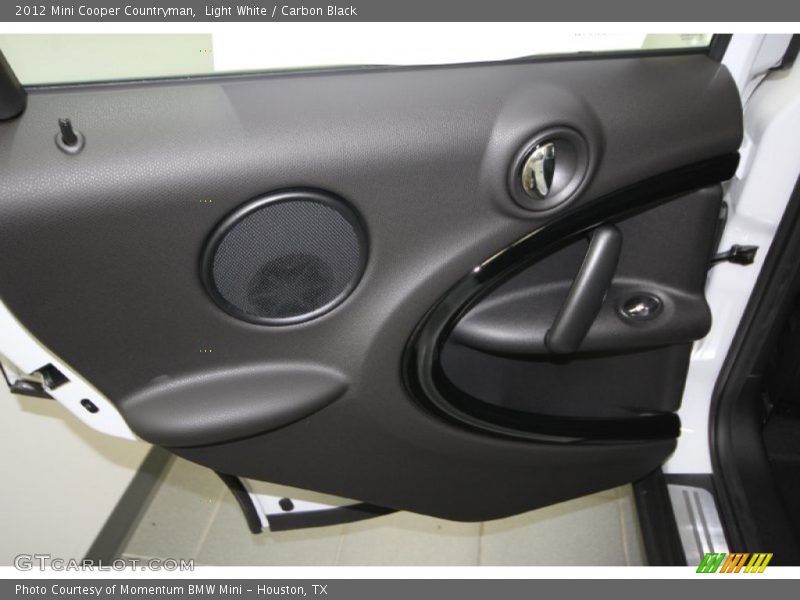 Light White / Carbon Black 2012 Mini Cooper Countryman