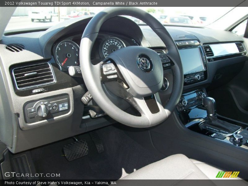 Campanella White / Black Anthracite 2012 Volkswagen Touareg TDI Sport 4XMotion
