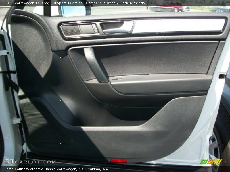 Campanella White / Black Anthracite 2012 Volkswagen Touareg TDI Sport 4XMotion