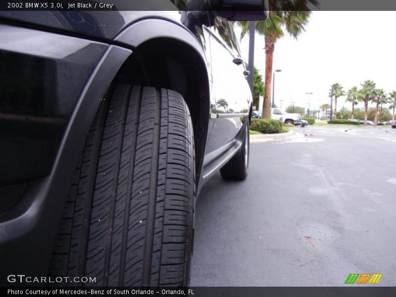 Jet Black / Grey 2002 BMW X5 3.0i