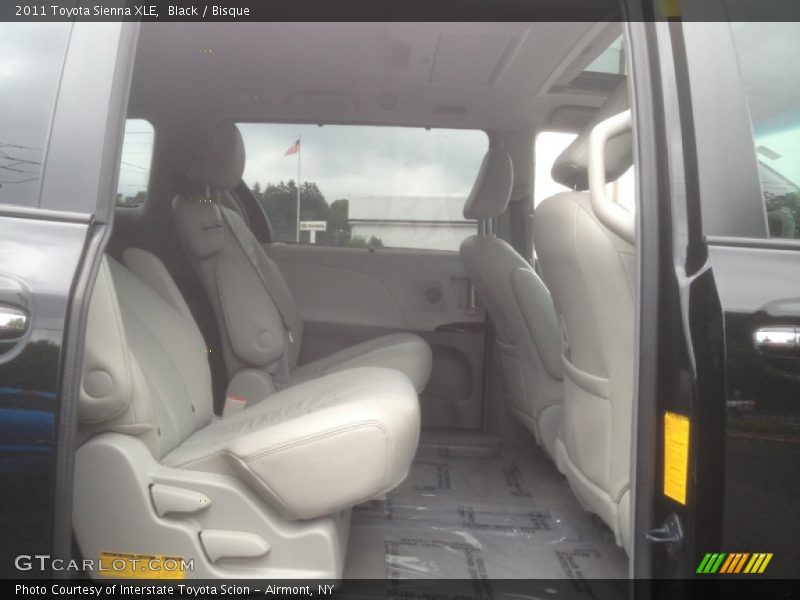 Black / Bisque 2011 Toyota Sienna XLE