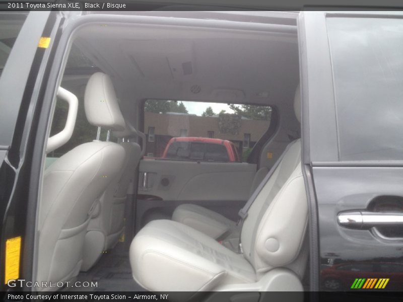 Black / Bisque 2011 Toyota Sienna XLE