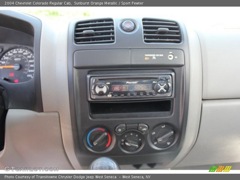 Sunburst Orange Metallic / Sport Pewter 2004 Chevrolet Colorado Regular Cab