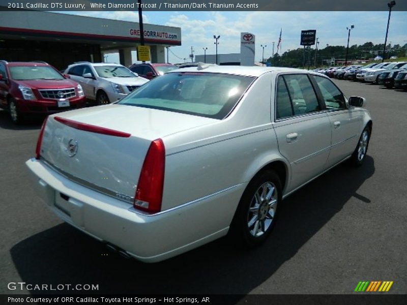 White Diamond Tricoat / Titanium/Dark Titanium Accents 2011 Cadillac DTS Luxury