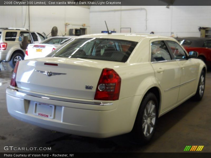 Cool Vanilla White / Dark Khaki/Light Graystone 2008 Chrysler 300 Limited