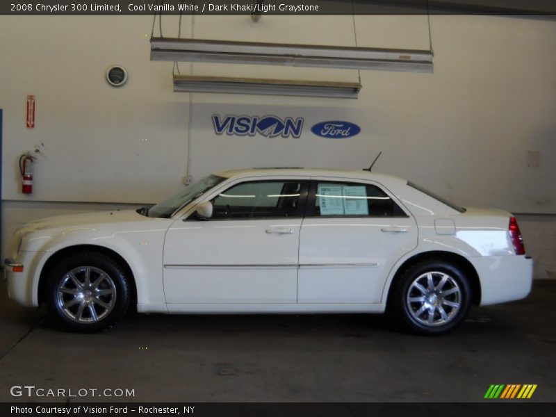 Cool Vanilla White / Dark Khaki/Light Graystone 2008 Chrysler 300 Limited